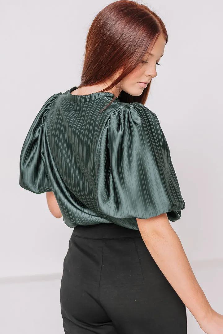 Bella V-neck Puff Sleeve Top | Hunter Green