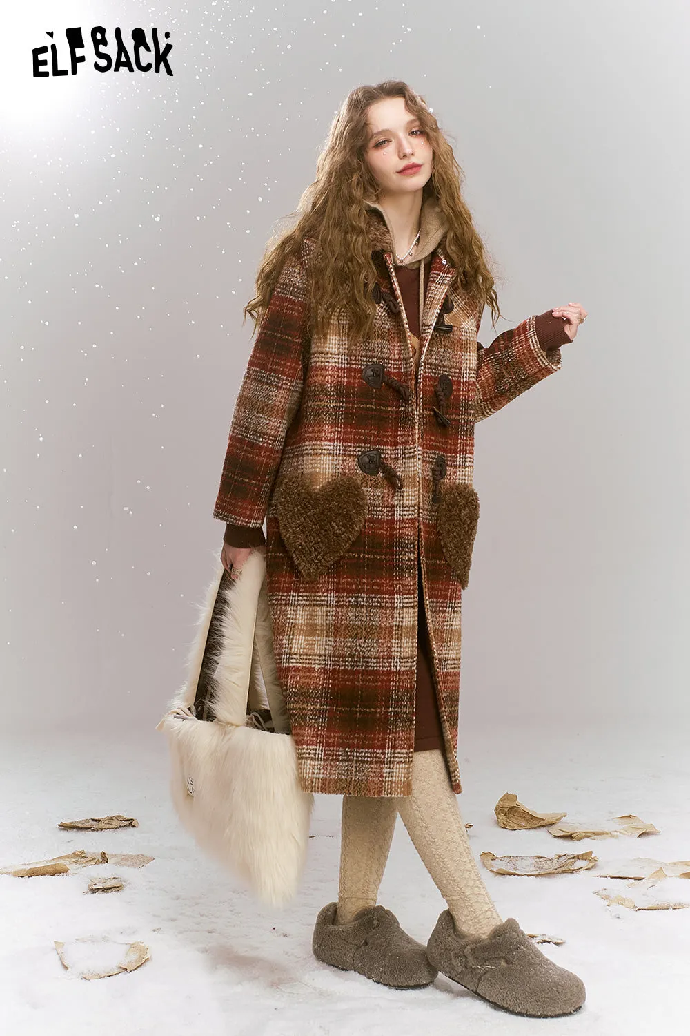 ELFSACK 2024 Winter New Arrivals Retro Preppy style plaid long thick coat with fur collar and cow horn buckle for women