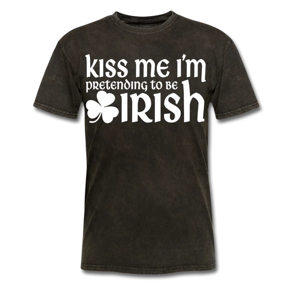 Kiss Me I'm Pretending To Be Irish Men's Classic T-Shirt