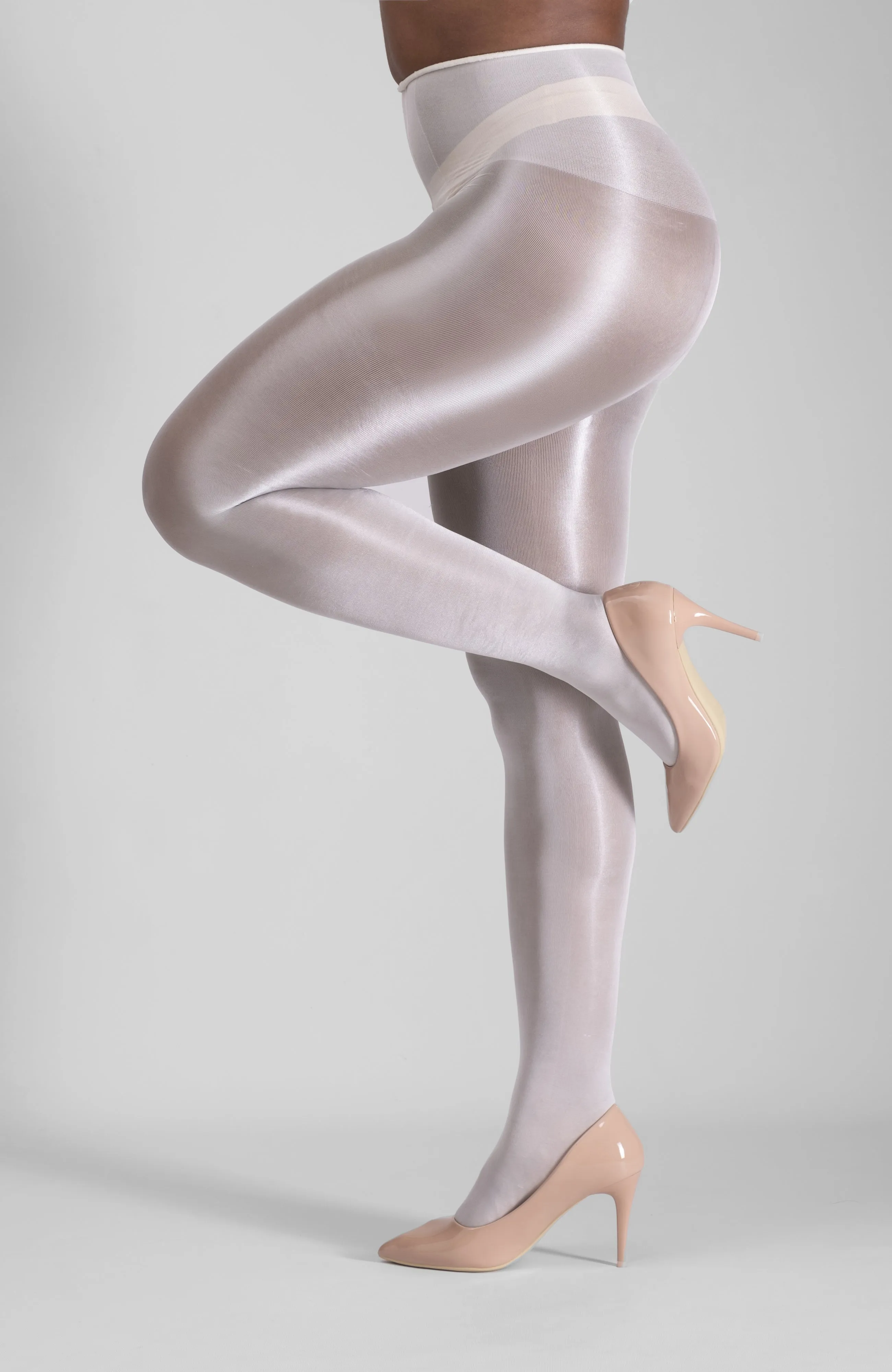 LECHERY® LUSTROUS SILKY SHINY 20 DENIER PANTYHOSE - WHITE