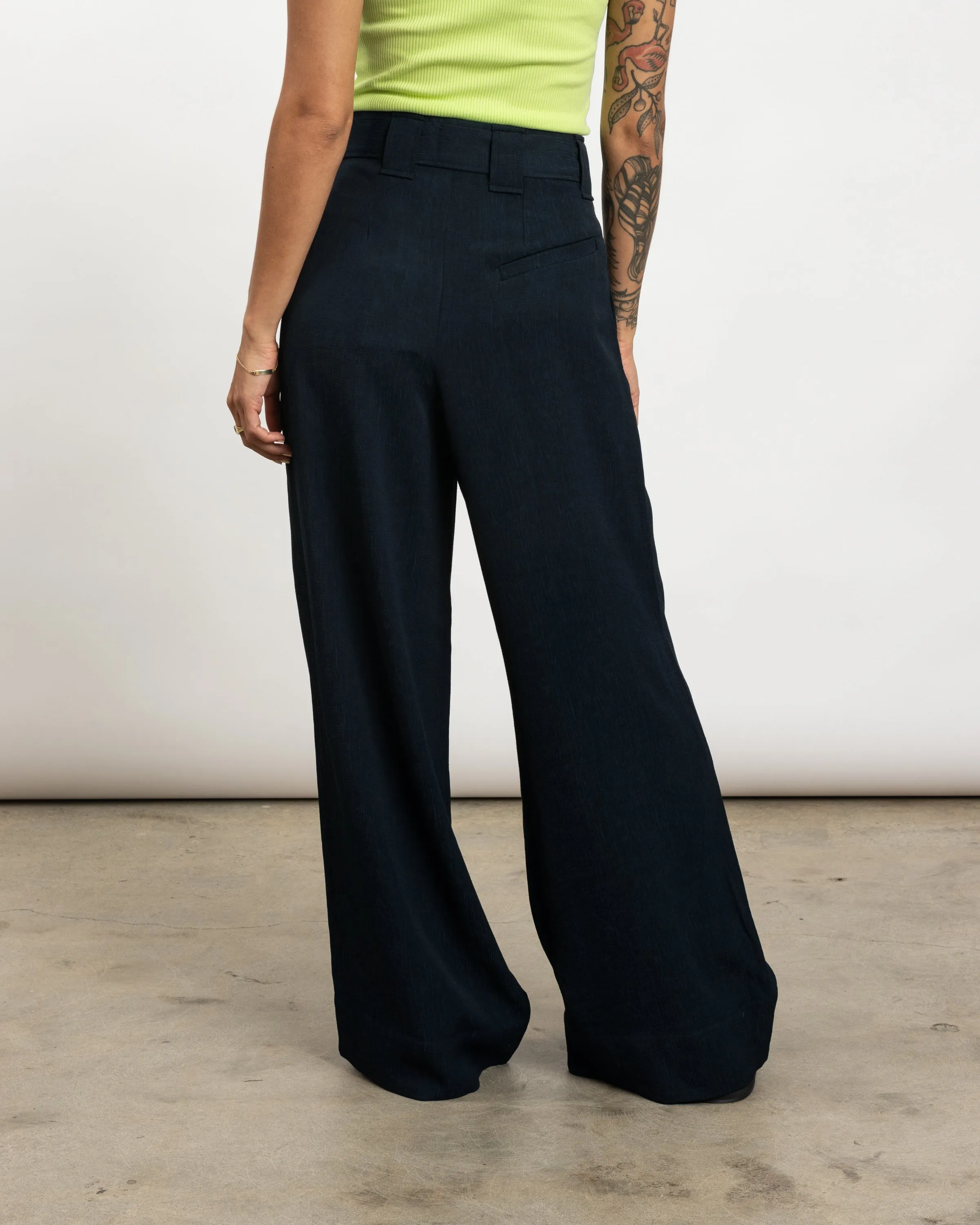 Light Structured Jacquard Pants in Sky Captain