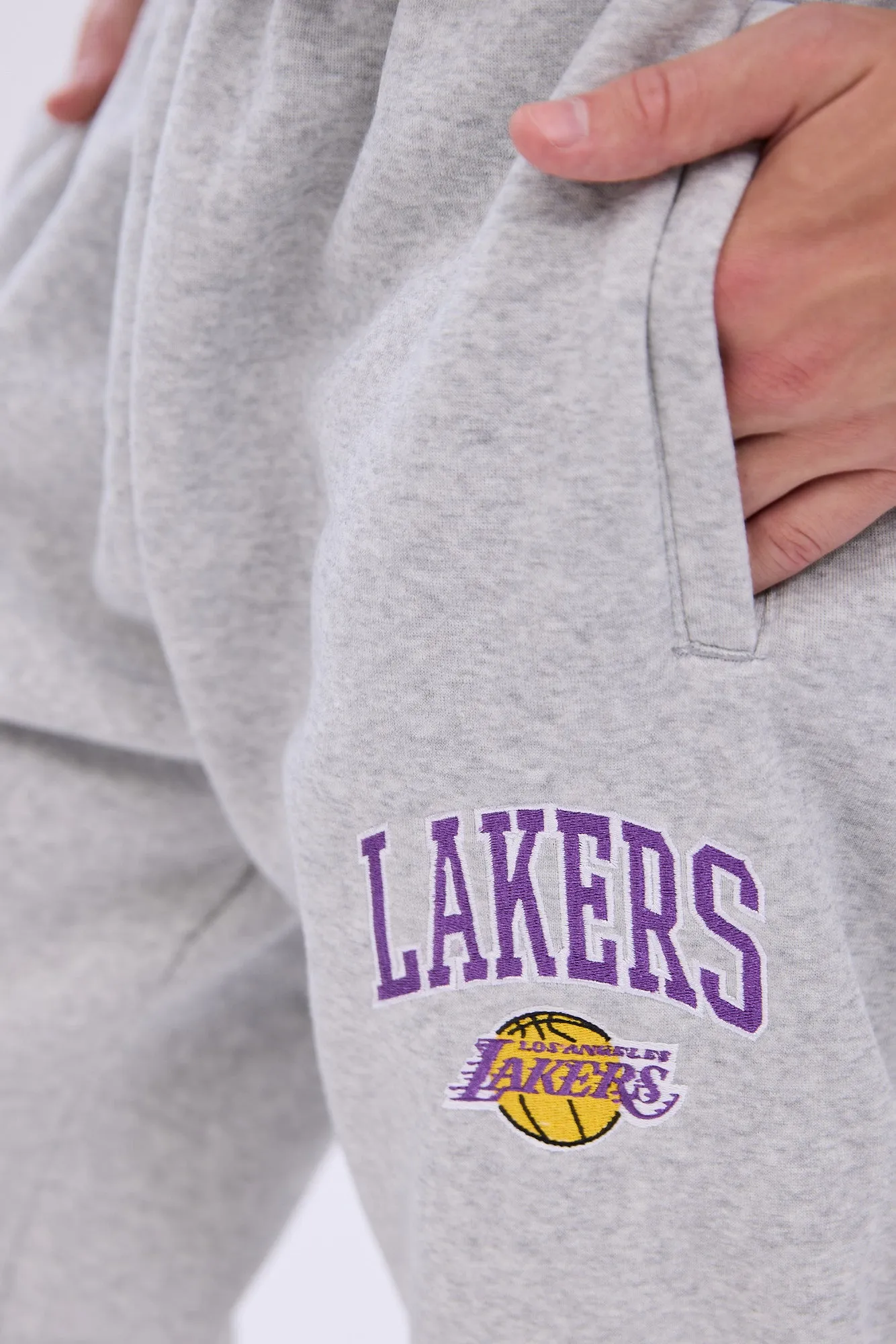 Los Angeles Lakers Embroidered Sweatpants