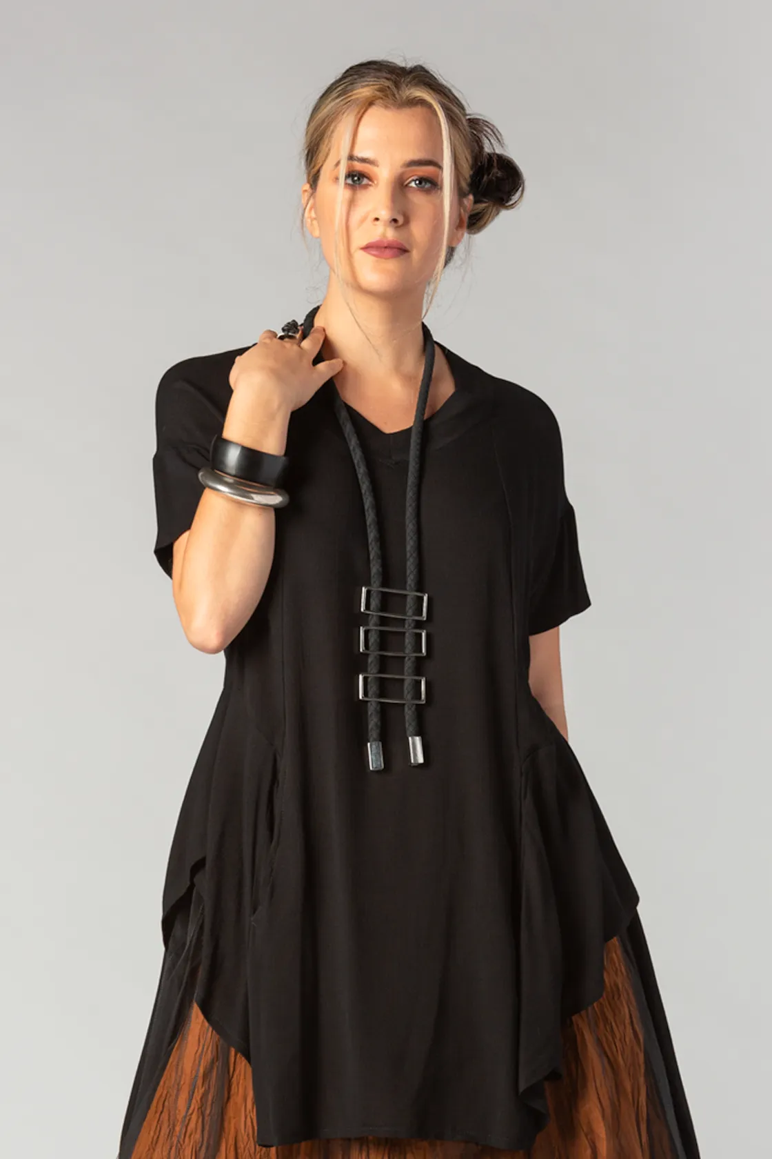 Luzern Top in Black Crinkle