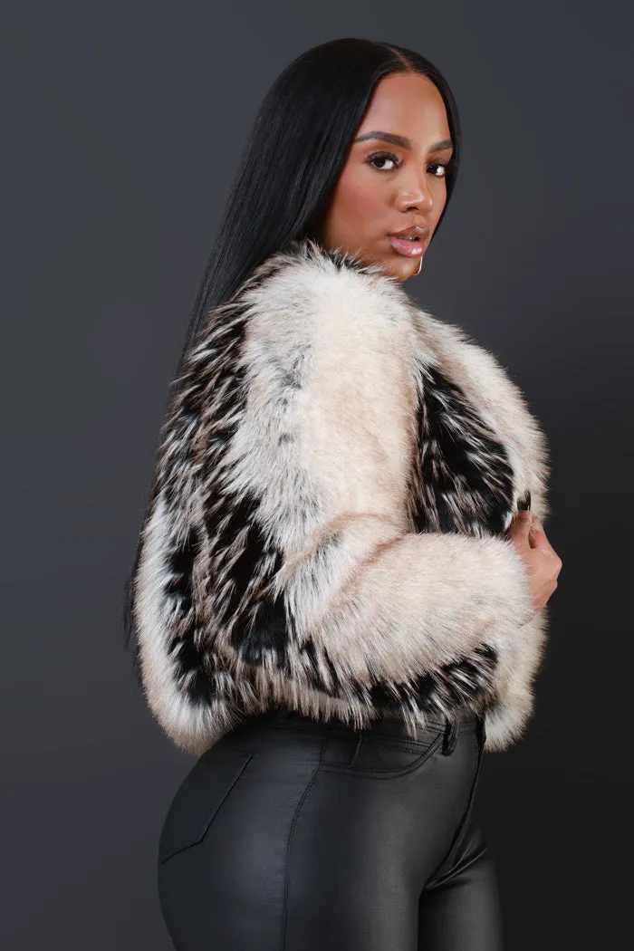 Main Attraction Cropped Faux Fur Jacket - Cream/Black