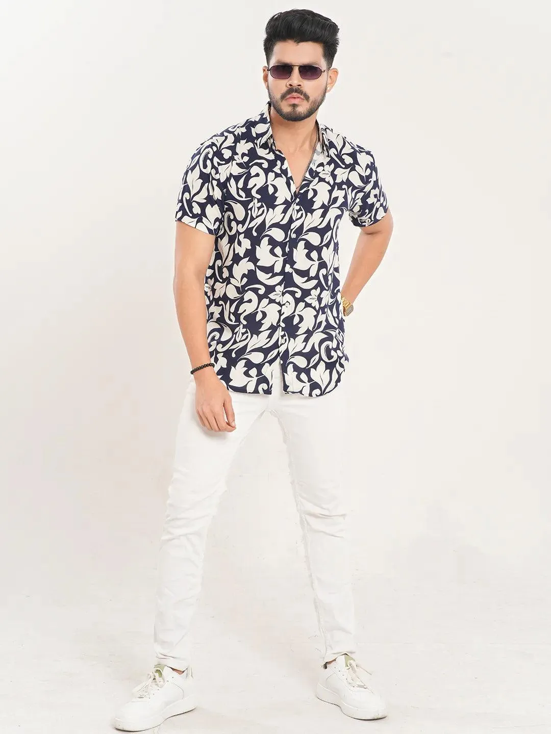 Men's Short Sleeve Casual Shirt in Berry Blue Printed