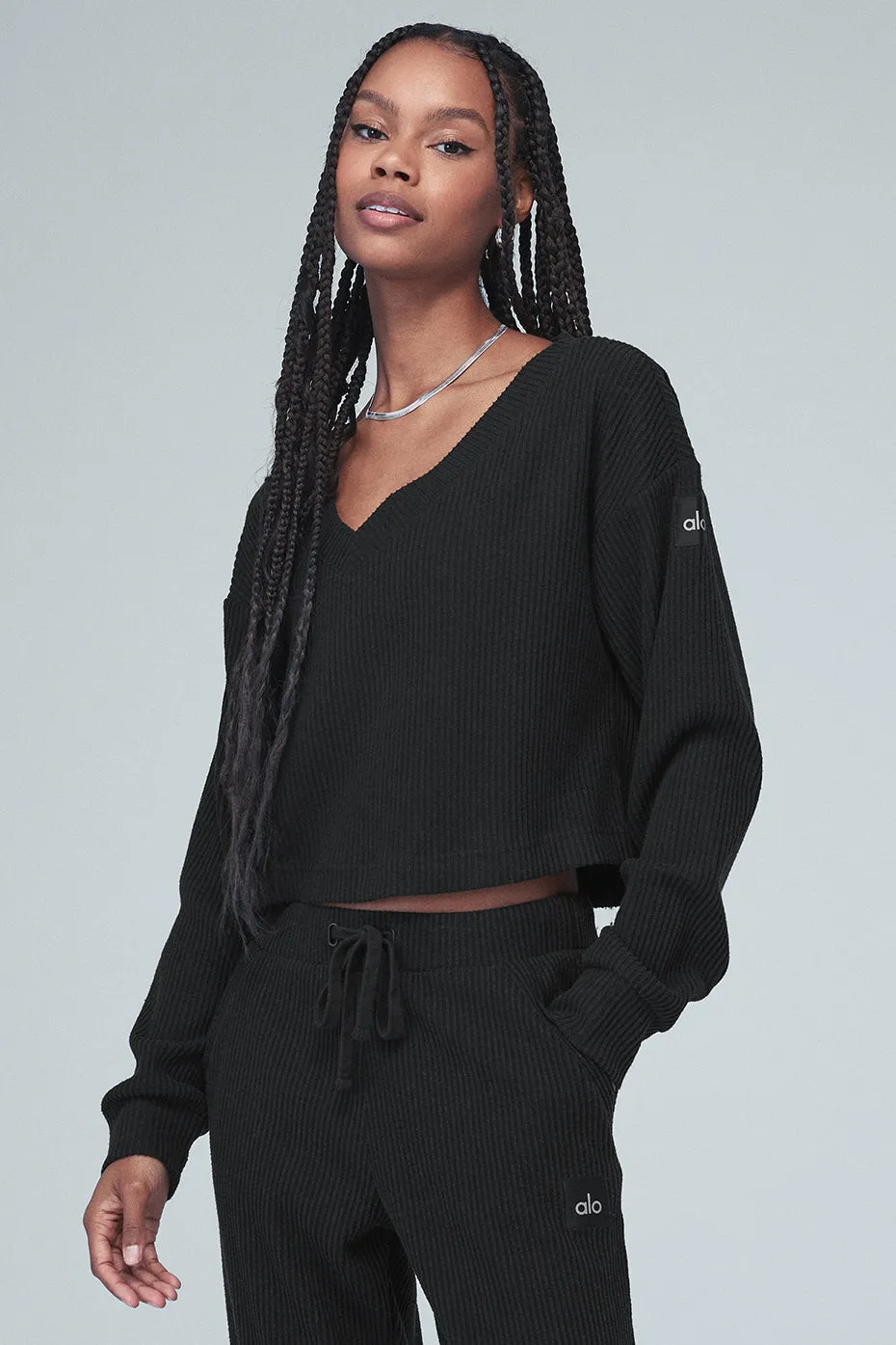 Muse V-Neck Pullover - Black