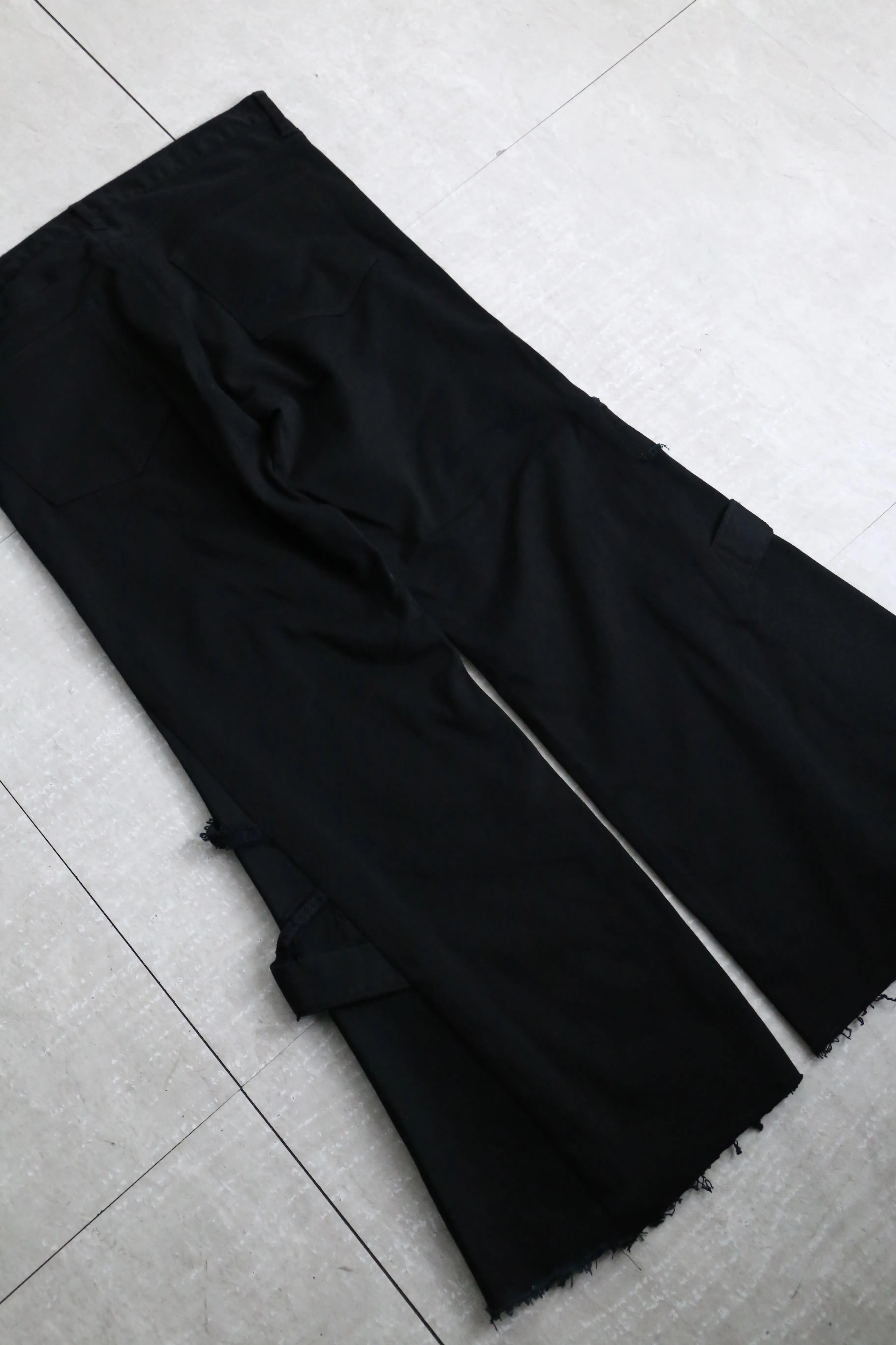 "Re:make" black flare denim pants