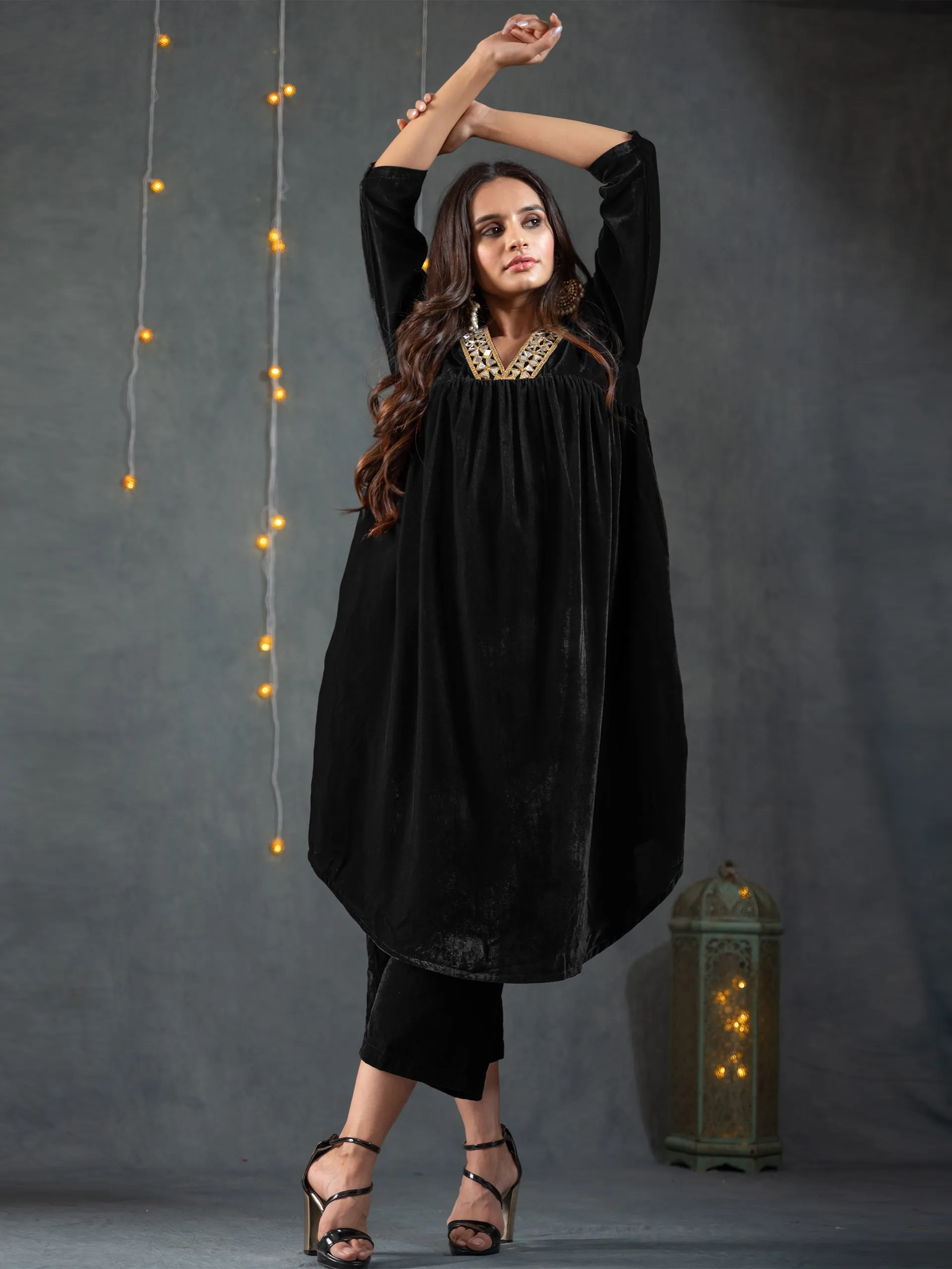 SET Black Velvet Gathered Kurta Pant