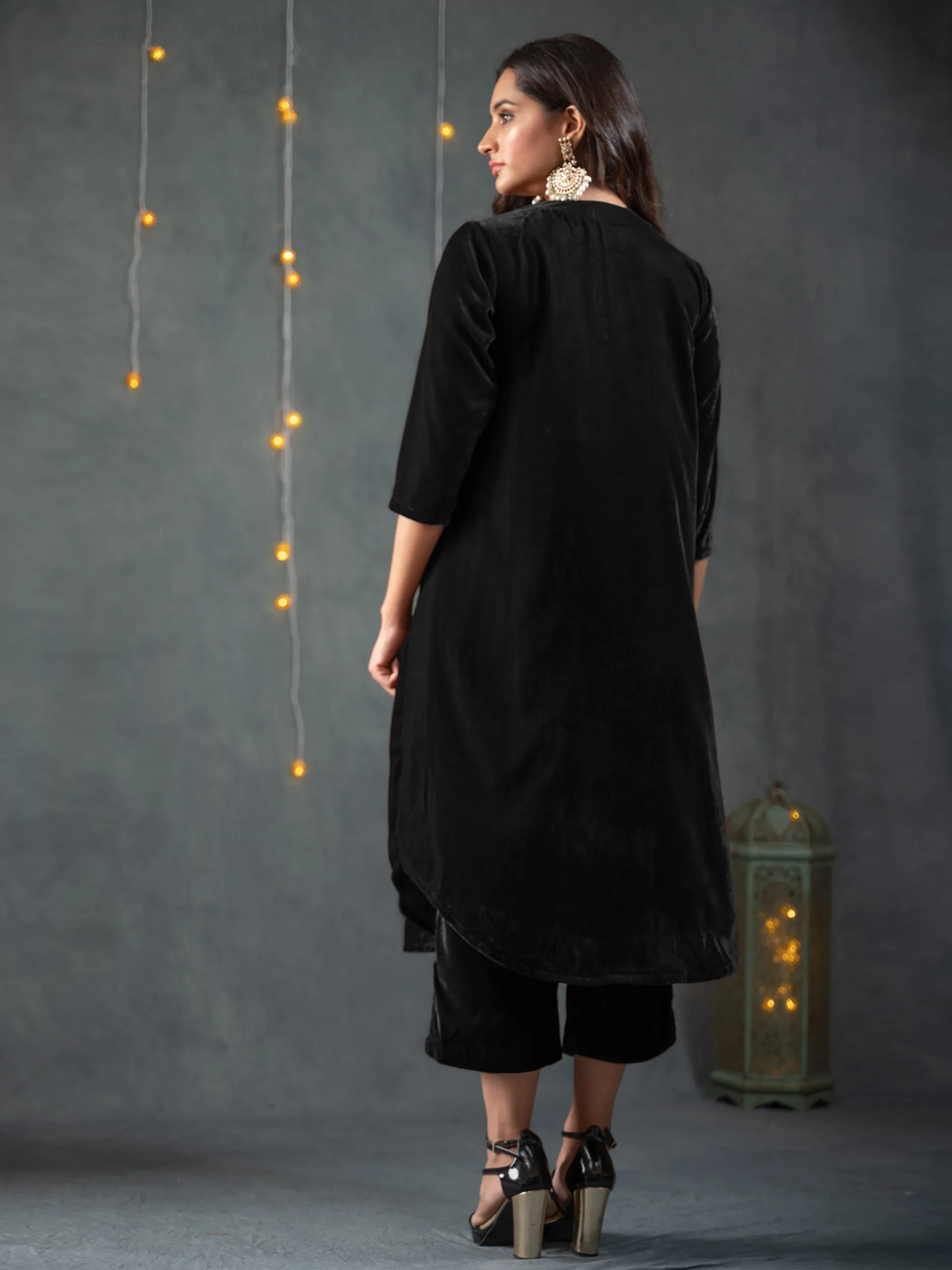 SET Black Velvet Gathered Kurta Pant