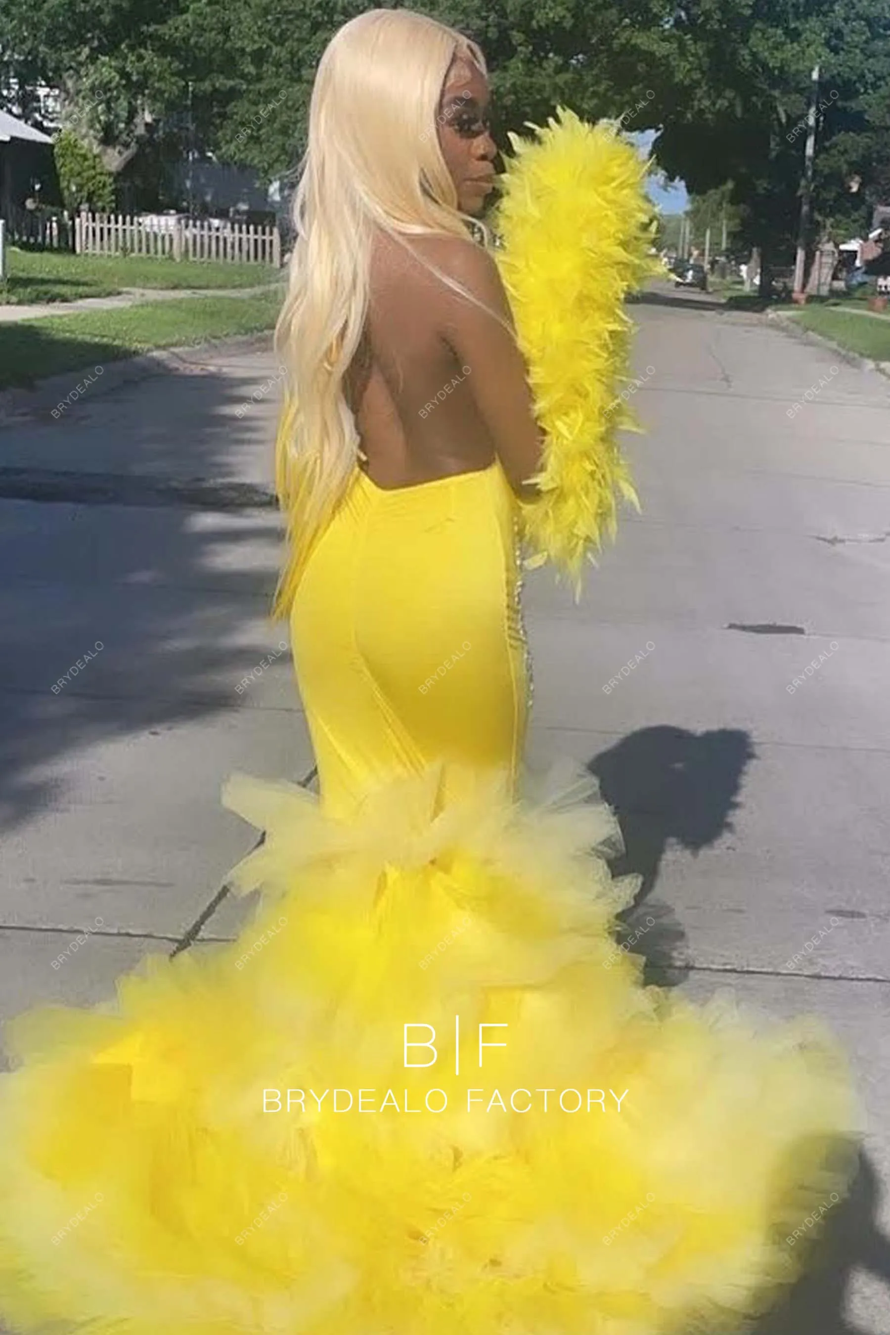 Sparkly Rhinestones Sleeveless Yellow Tulle Trumpet Long Train Prom Dress