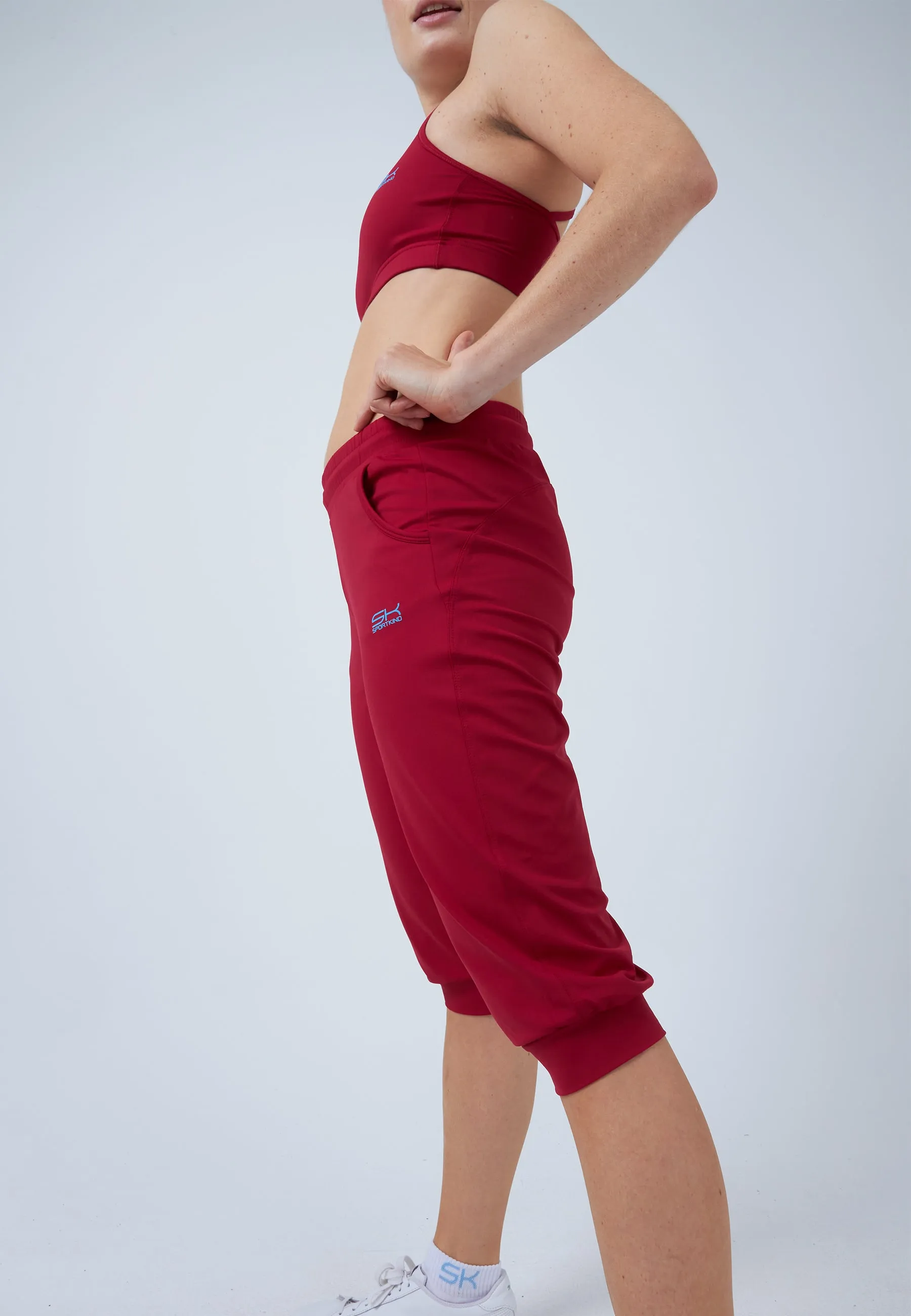 Tennis Capri Pants with pockets, bordeaux red