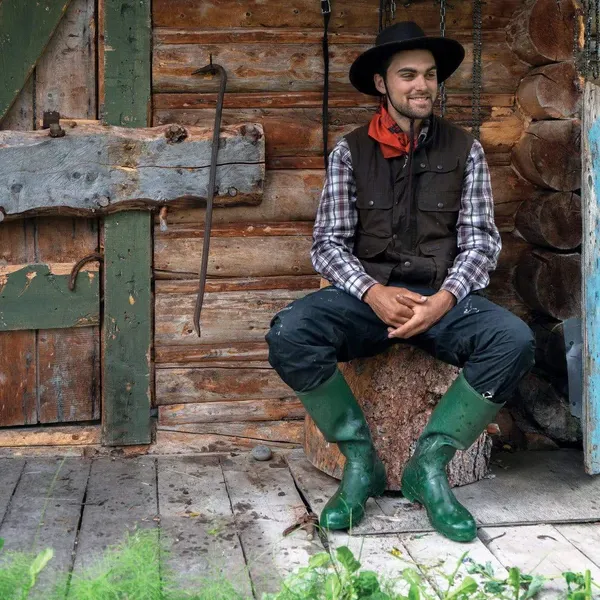 The Outback Trading Company "Overlander" Oilskin Vest