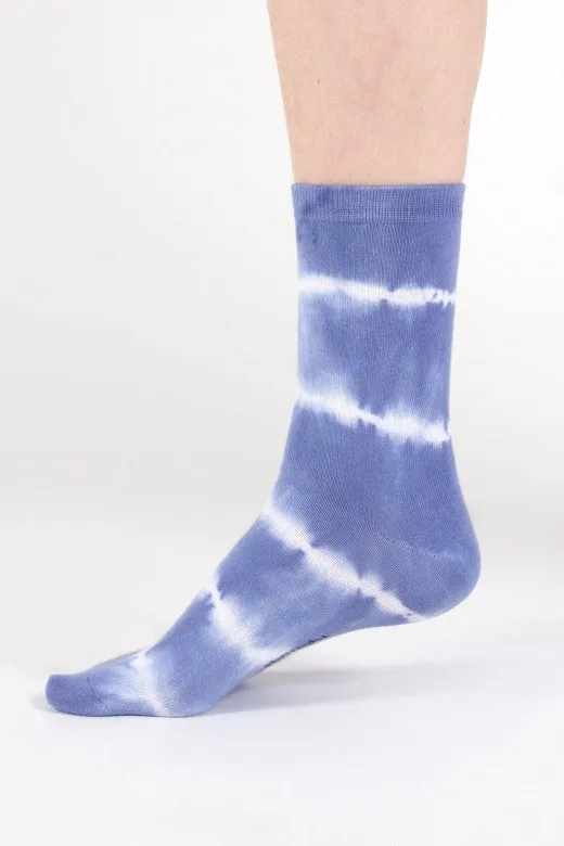 Thought Tie Dye Organic Cotton Crew Socks in Blue Cream